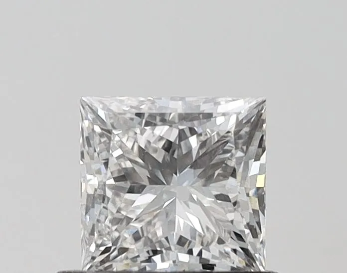 1 carat F-VS1 Princess Cut Lab Grown Diamond