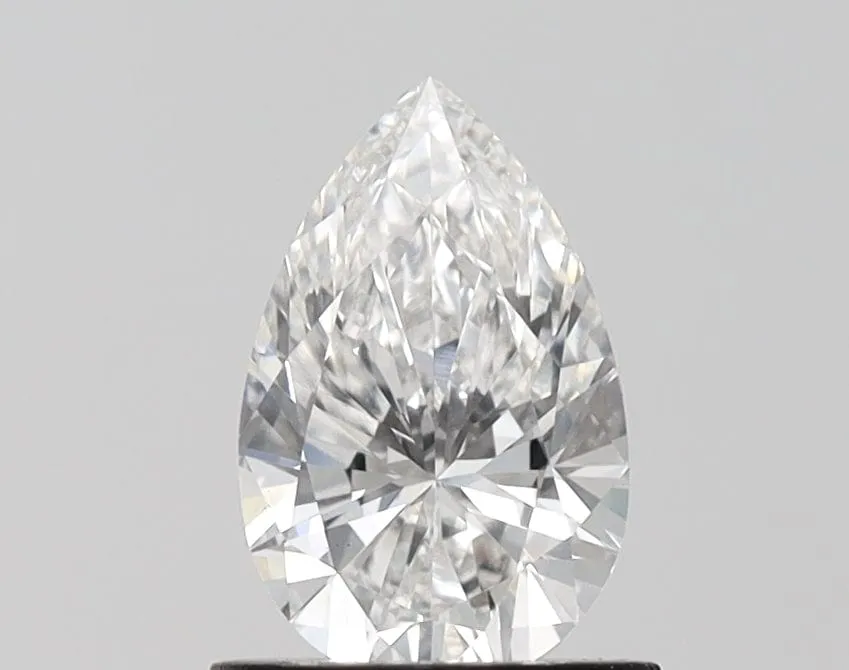 1.06 carat E-VS1 Pear Cut Lab Grown Diamond