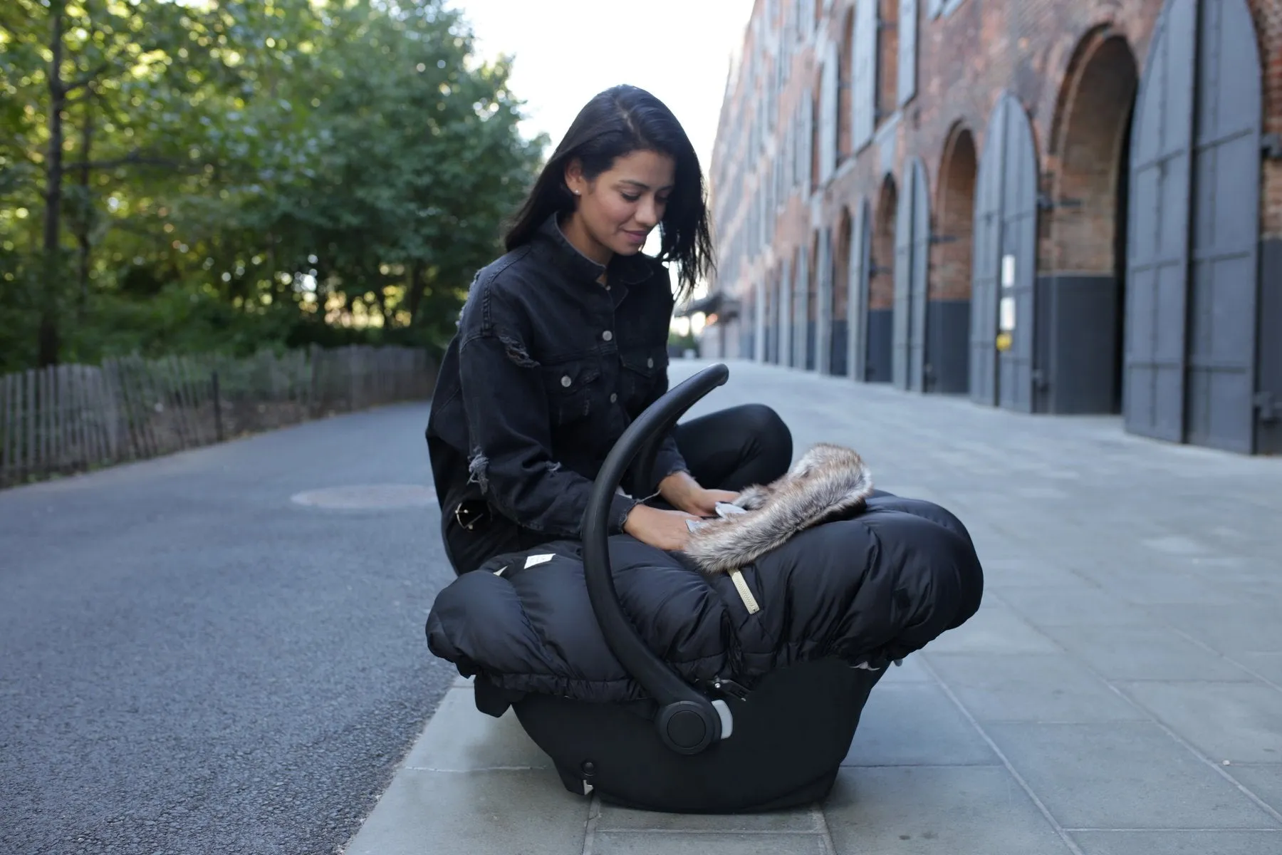 7 AM Car Seat Cocoon - Tundra Black Faux Fur (0-12M)