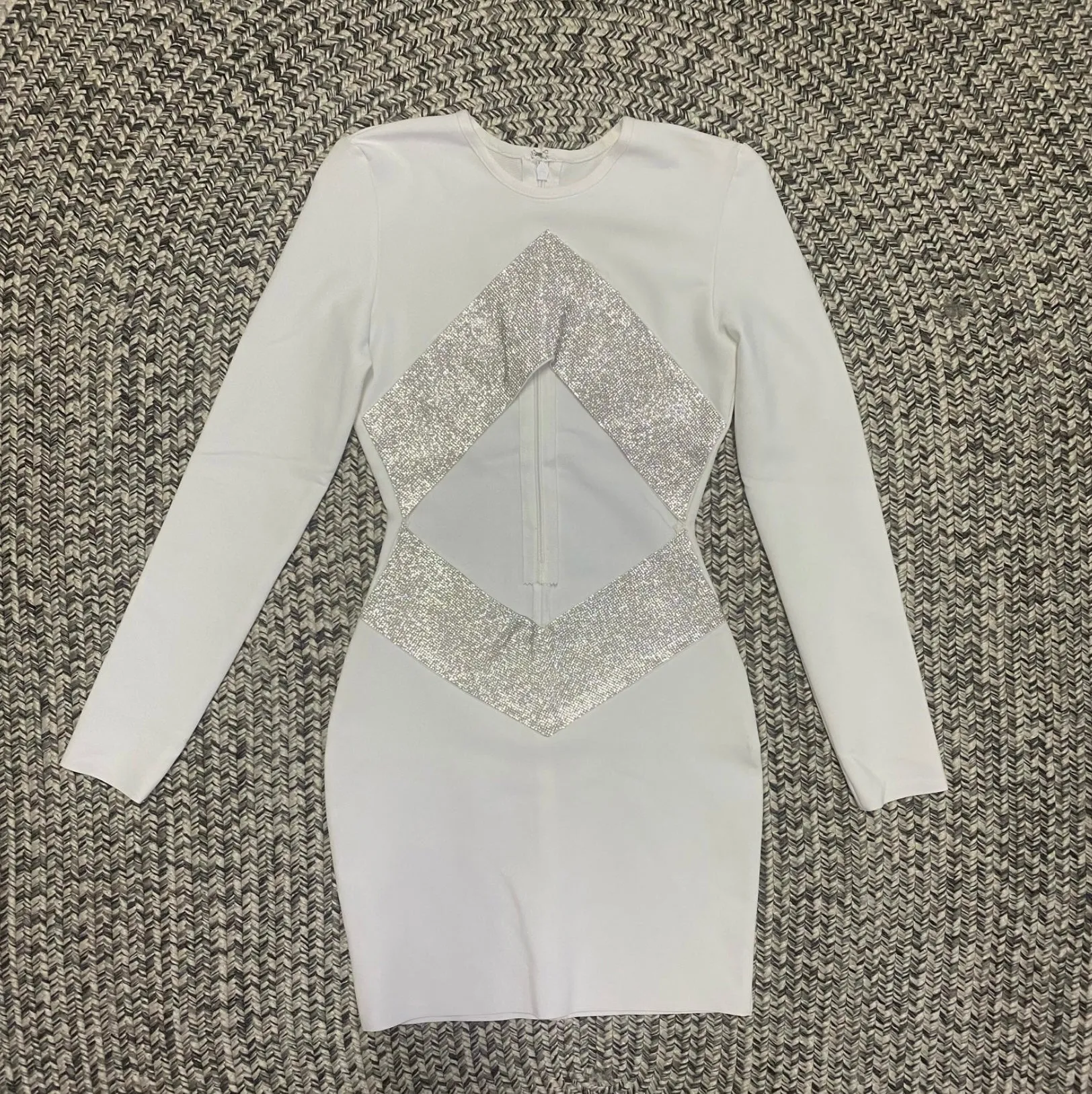 Long sleeve diamond bandage