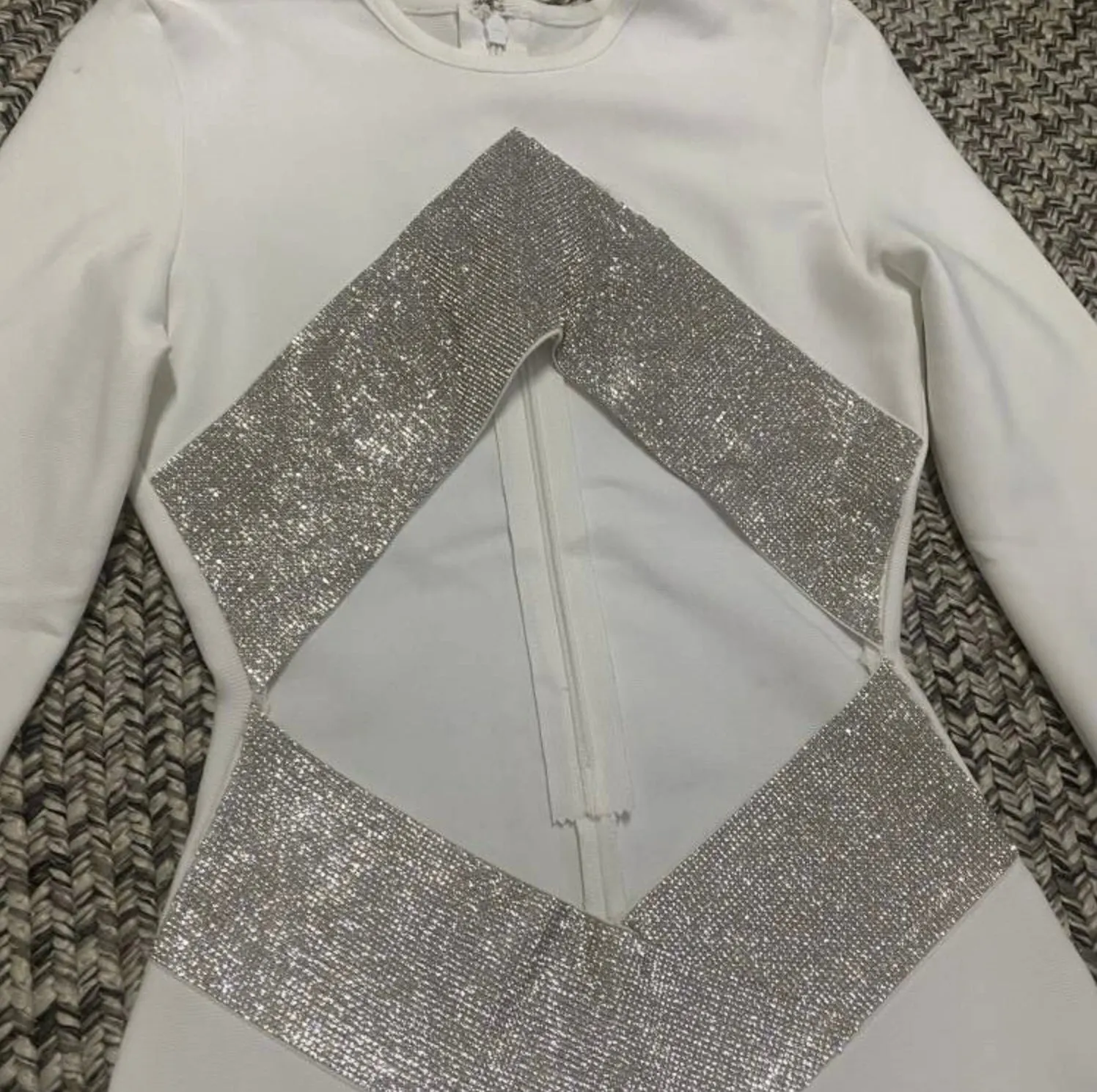 Long sleeve diamond bandage