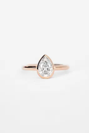 Pear Aura Ring with 1.16ct Lab Diamond